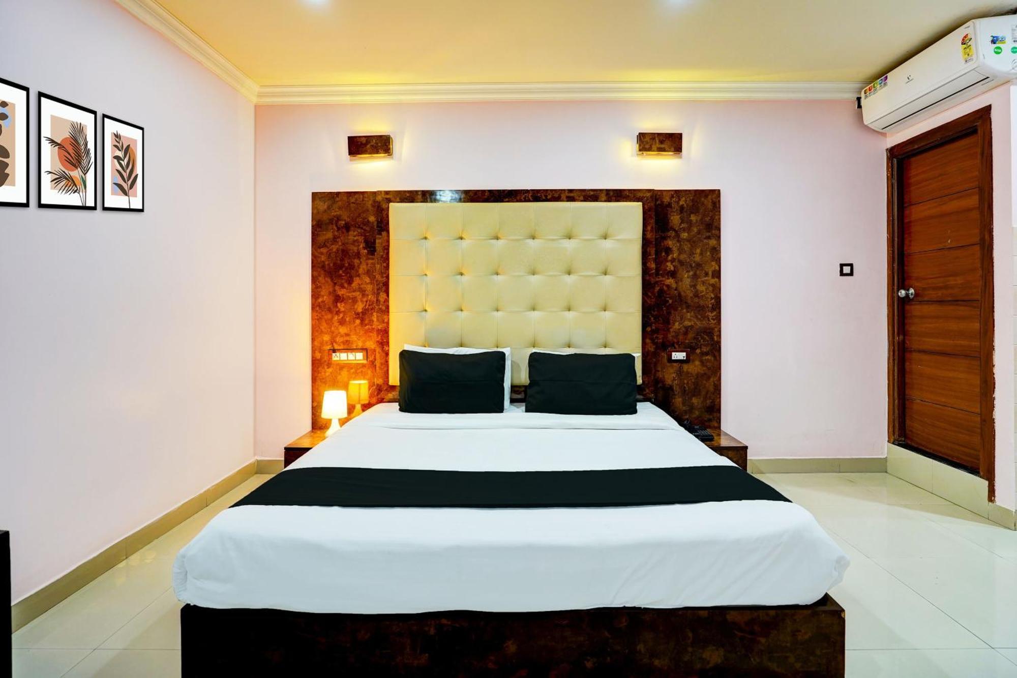Super Townhouse Mg Road Near Commercial Street Bengaluru Kültér fotó